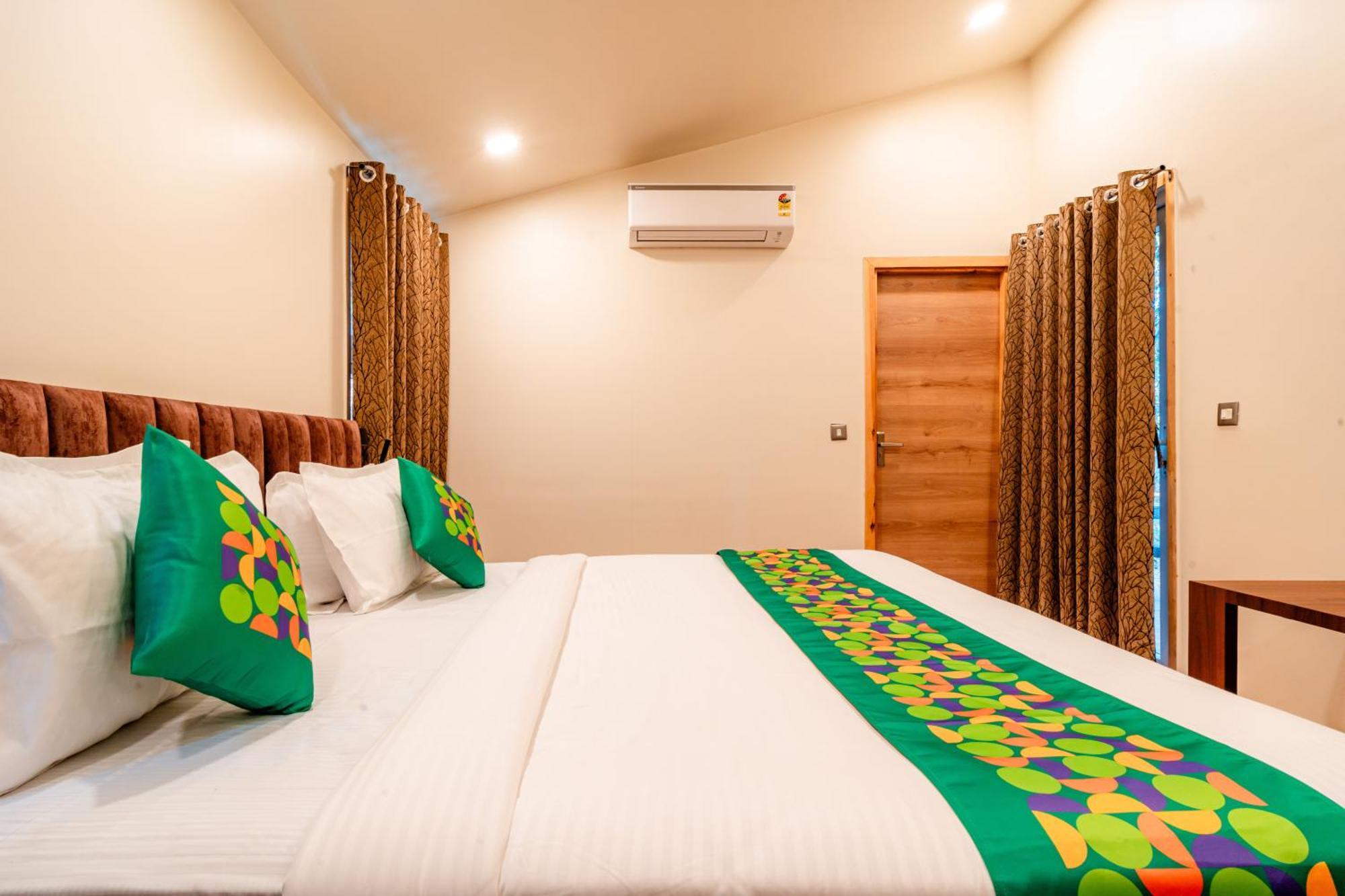 Treebo Premium Mowgli'S Den, Pench Hotell Khawāsa Eksteriør bilde